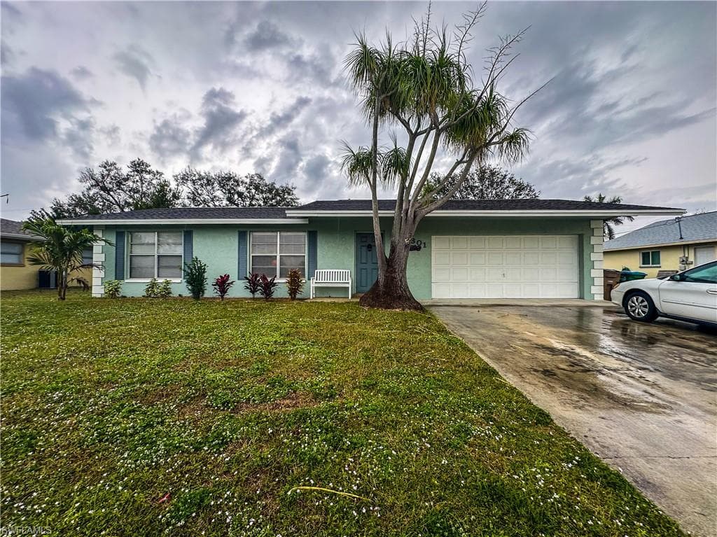 2301 Viscaya PKWY CAPE CORAL, FL 33990