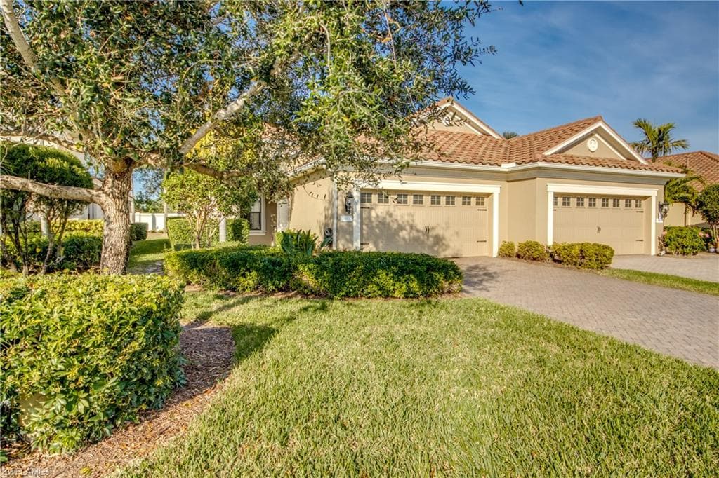 4581 Waterscape LN FORT MYERS, FL 33966