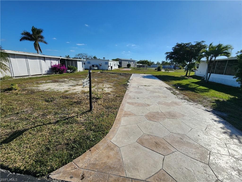 37 Williamsburg WAY FORT MYERS, FL 33908