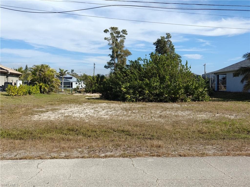 2429 NW 41st AVE CAPE CORAL, FL 33993
