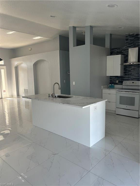 227 NW 23rd TER CAPE CORAL, FL 33993