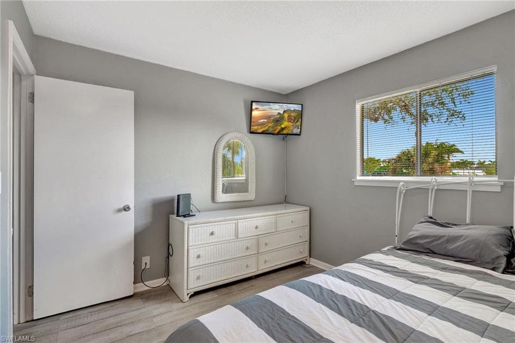 3257 Royal Canadian TRCE 2 FORT MYERS, FL 33907