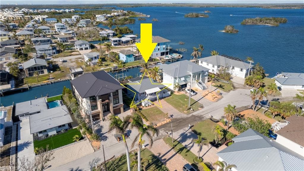 247 Curlew ST FORT MYERS BEACH, FL 33931
