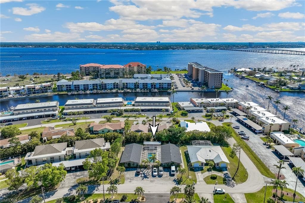 4225 19th AVE A-D CAPE CORAL, FL 33904