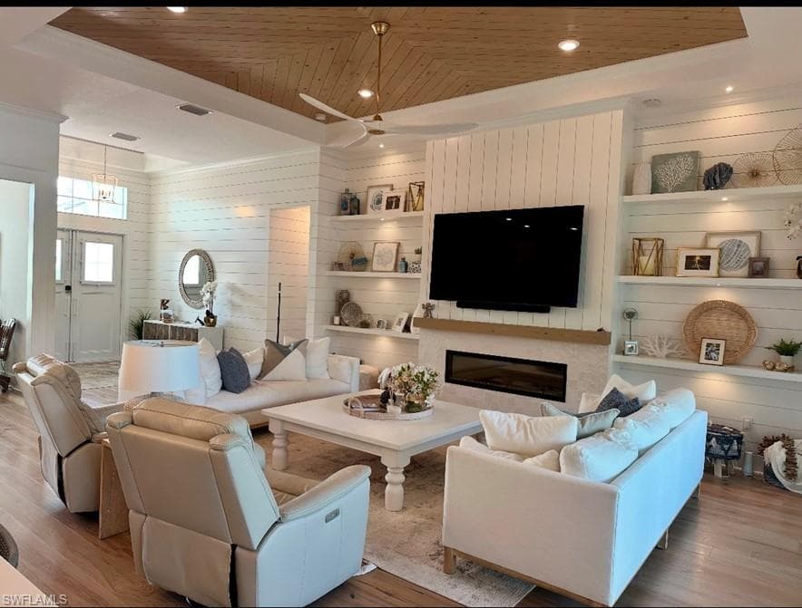 14631 Nicholas WAY NAPLES, FL 34109