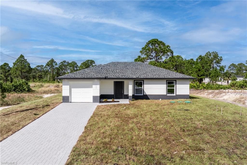620 Parker AVE S LEHIGH ACRES, FL 33974