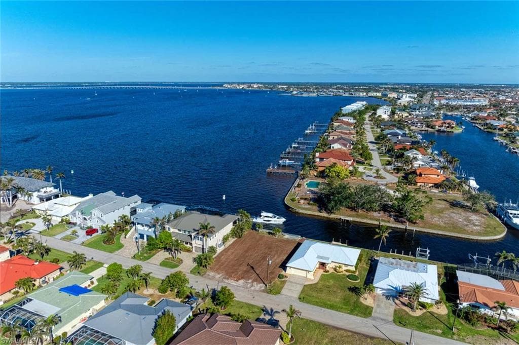 2181 Palm Tree DR PUNTA GORDA, FL 33950
