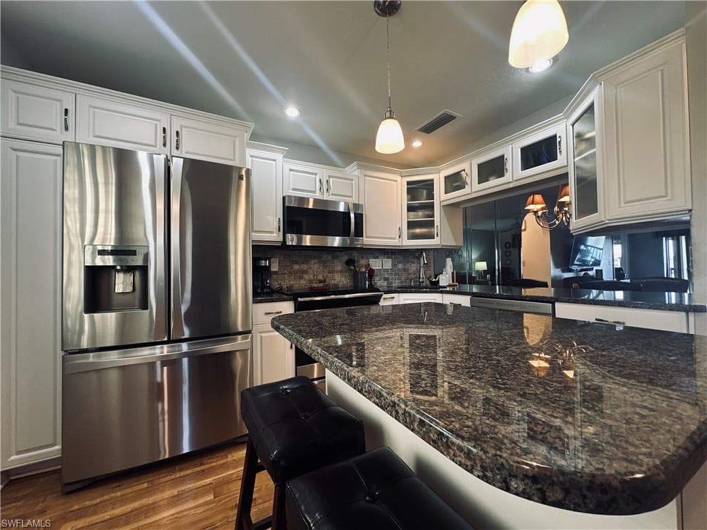 11300 Caravel CIR 204 FORT MYERS, FL 33908