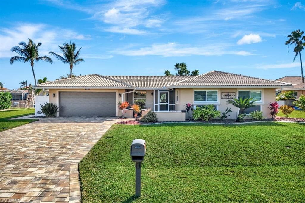 138 SW 53rd TER CAPE CORAL, FL 33914