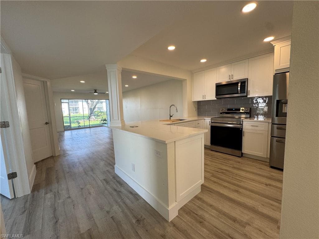 1344 Derbyshire CT D101 NAPLES, FL 34116