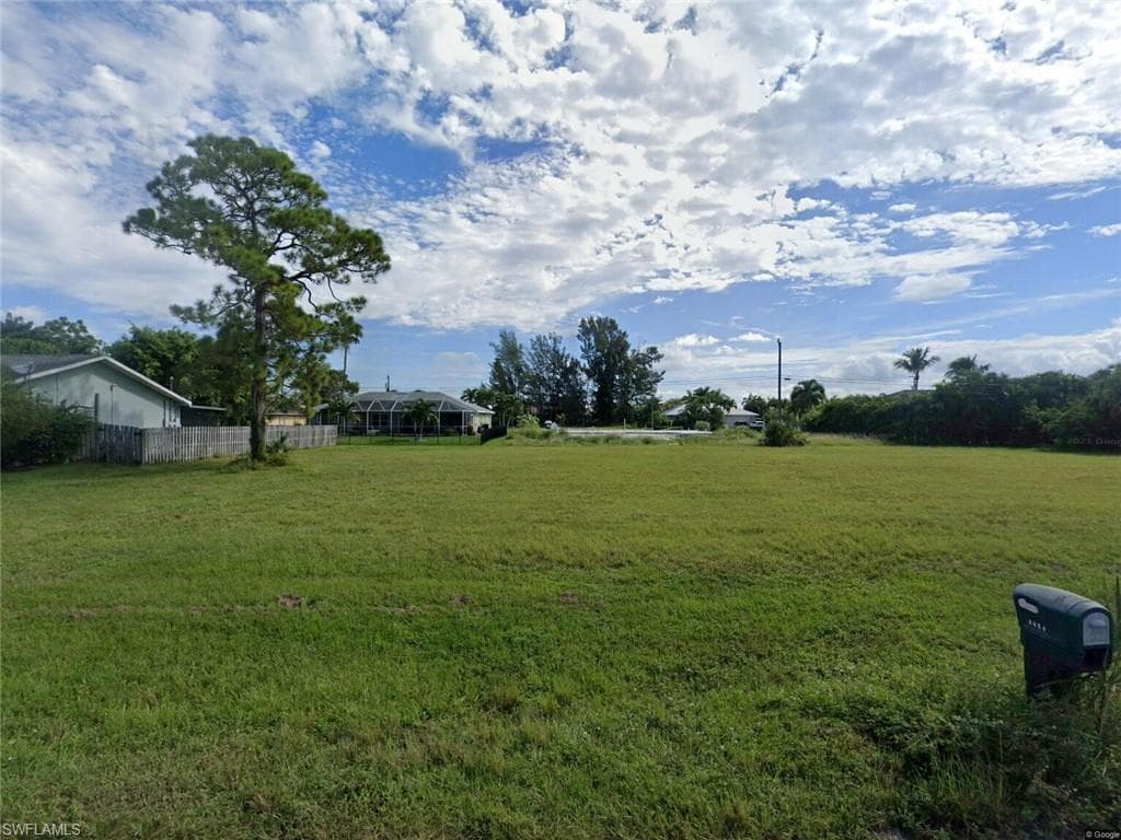 4345 20th PL CAPE CORAL, FL 33914
