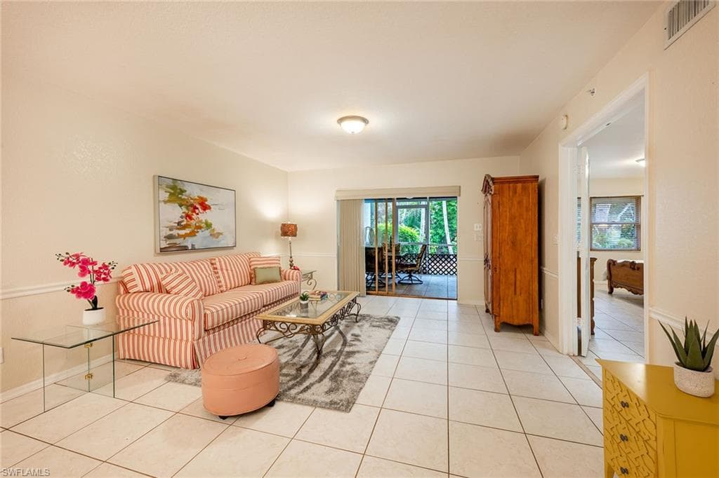 28730 Diamond DR 105 BONITA SPRINGS, FL 34134