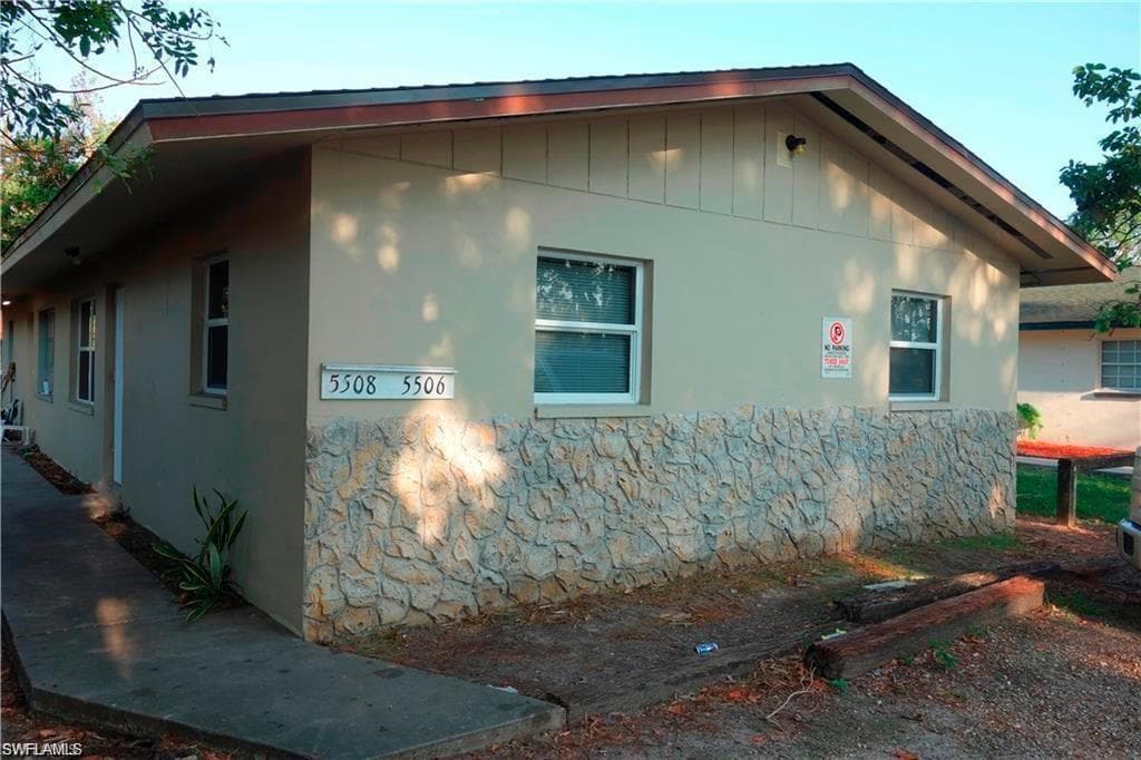 5508 10th AVE FORT MYERS, FL 33907