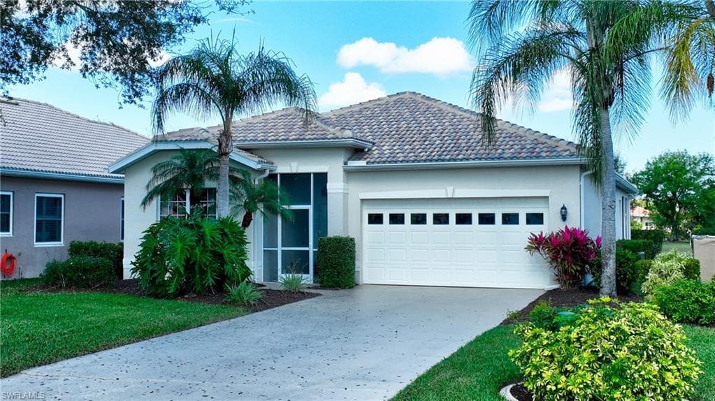 2113 Oxford Ridge CIR LEHIGH ACRES, FL 33973