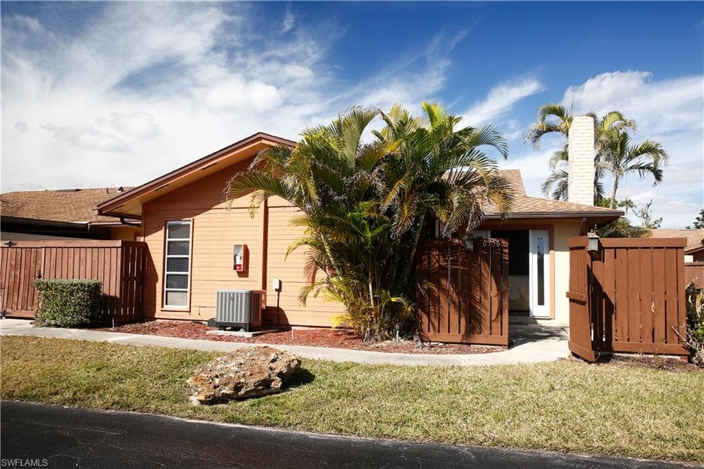 6356 Royal Woods DR FORT MYERS, FL 33908