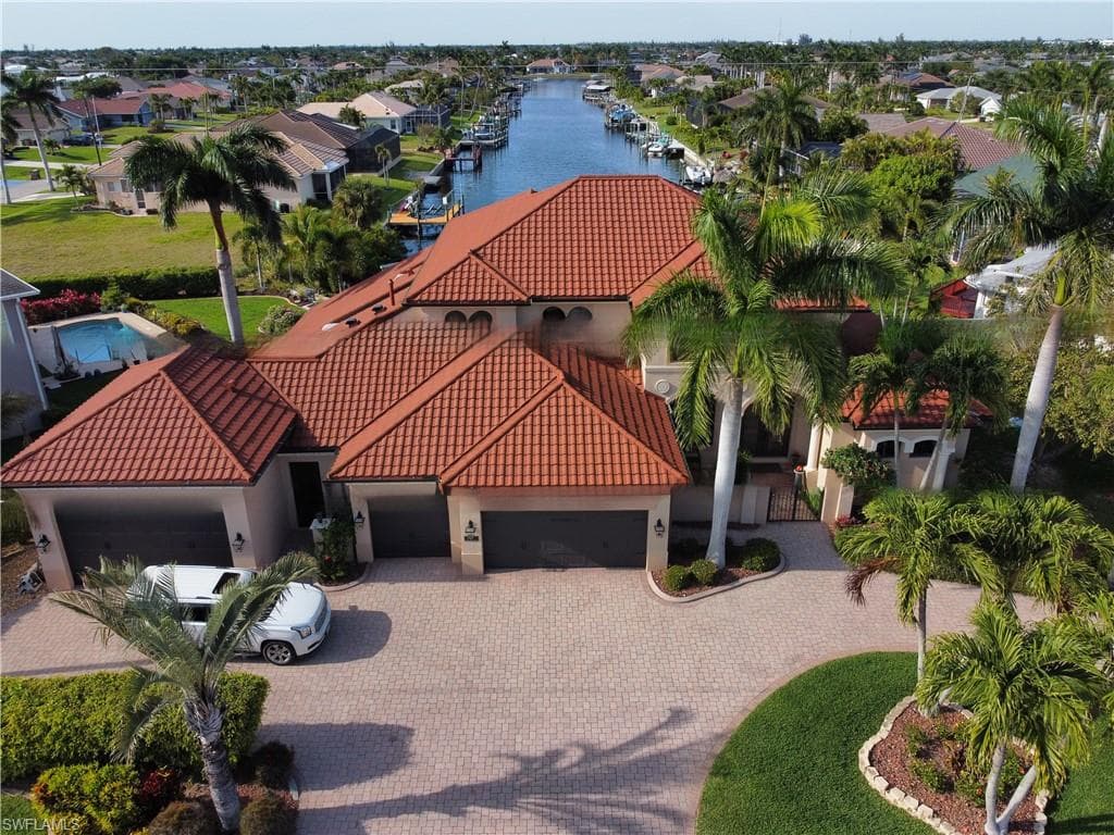 2419 Cape Coral PKWY W CAPE CORAL, FL 33914