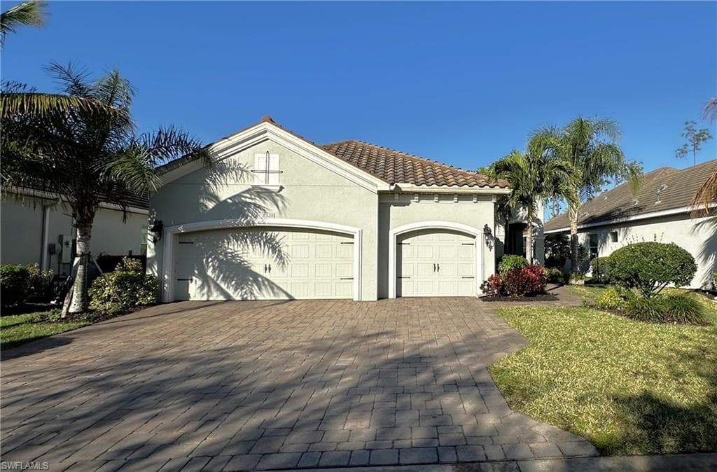 8328 Preserve Point DR FORT MYERS, FL 33912