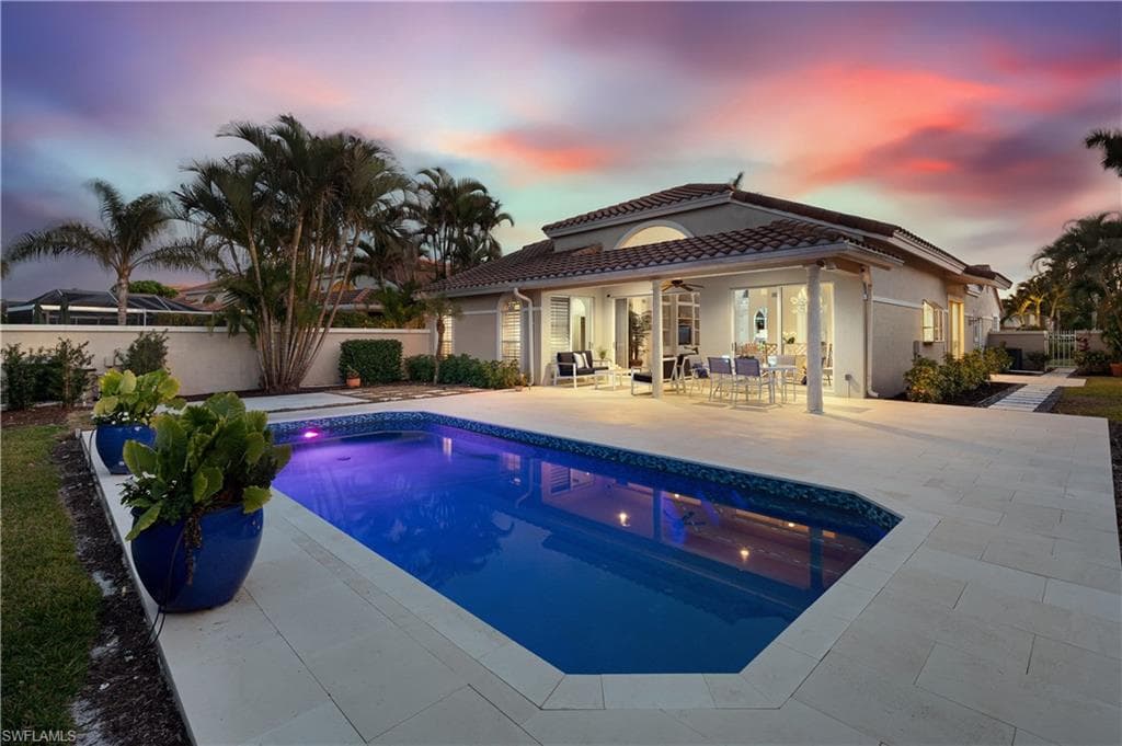 191 Via Napoli NAPLES, FL 34105