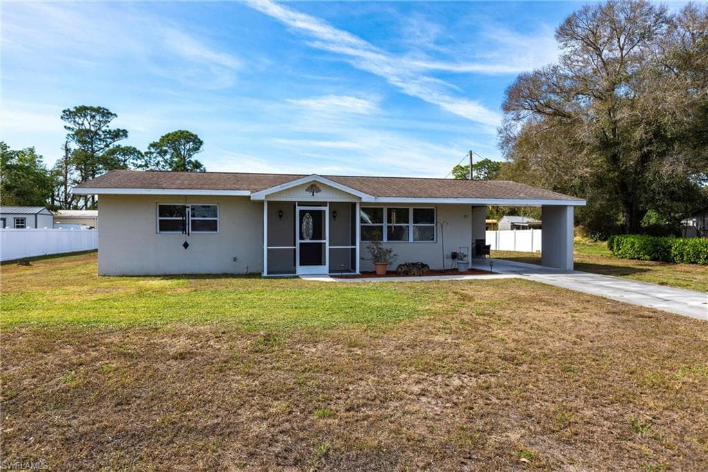 311 Greenwood AVE LEHIGH ACRES, FL 33936