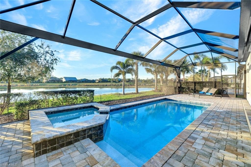 9493 Night Heron LN NAPLES, FL 34120