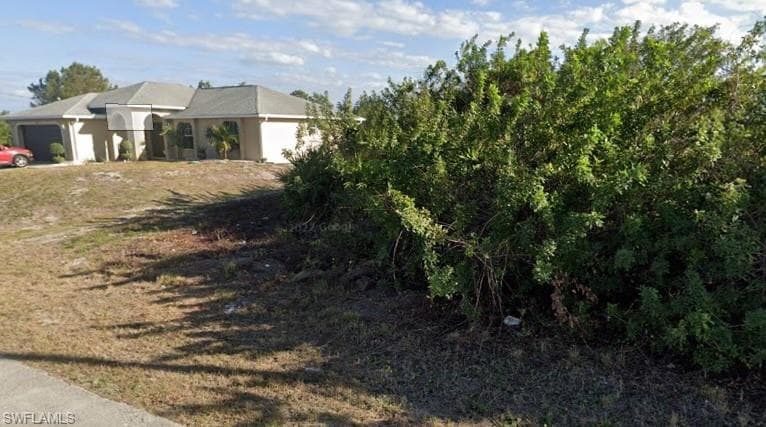 3205 14th ST SW LEHIGH ACRES, FL 33976