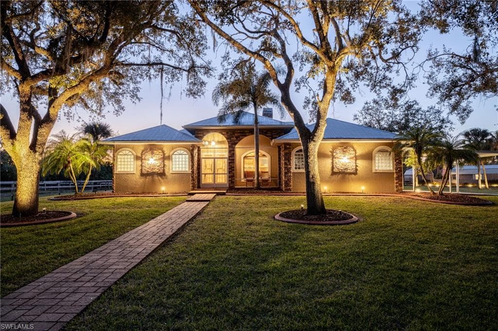12251 Old Rodeo DR ALVA, FL 33920