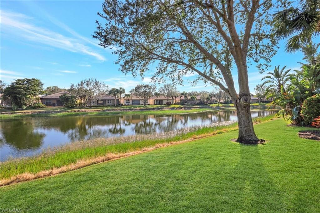 10376 Flat Stone LOOP BONITA SPRINGS, FL 34135