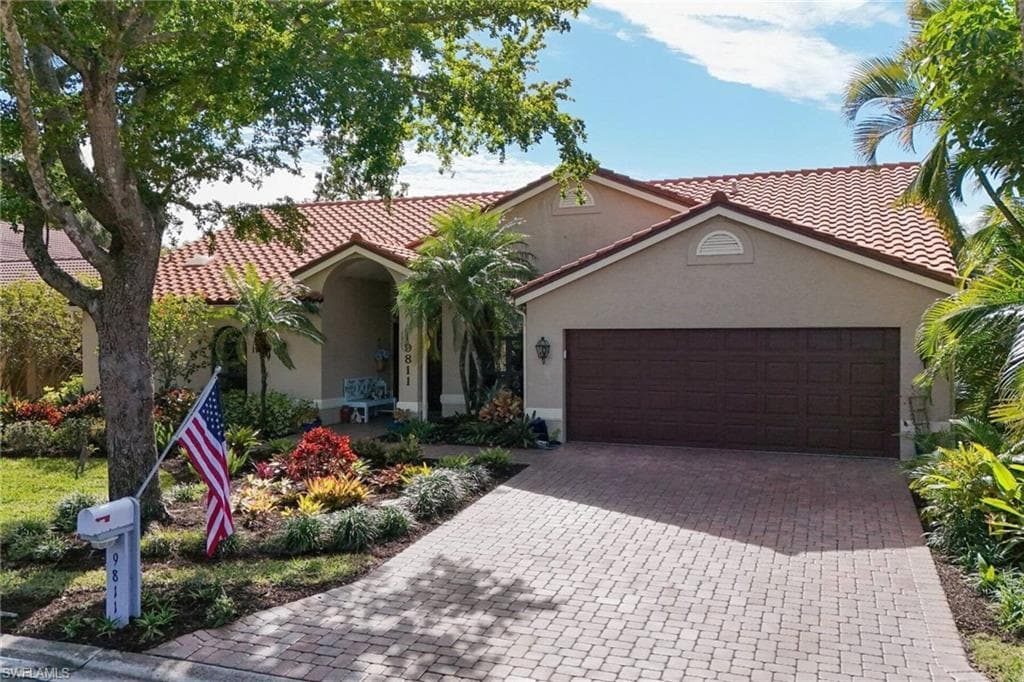 9811 Fathom CT FORT MYERS, FL 33919