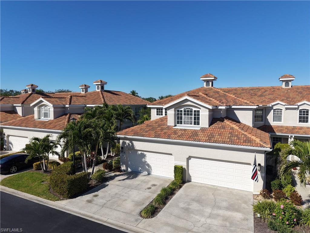 3082 Windsong CT 302 NAPLES, FL 34109