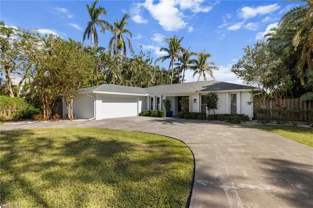 5679 Shaddelee LN W FORT MYERS, FL 33919