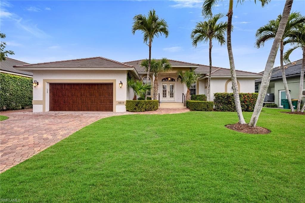 1610 Begonia CT MARCO ISLAND, FL 34145
