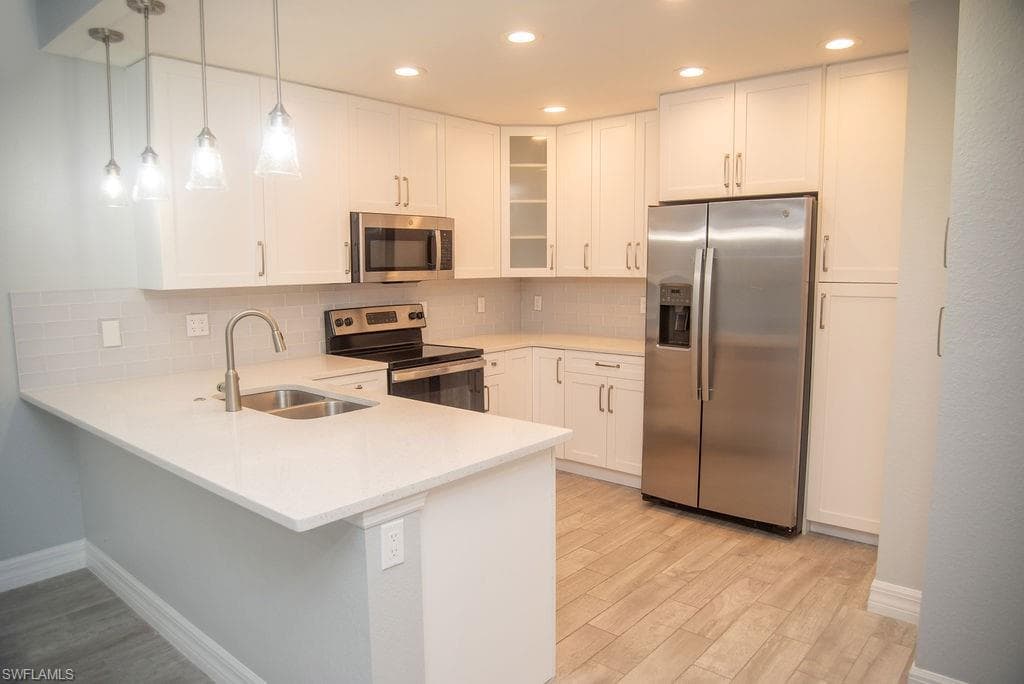 17291 Timber Oak LN FORT MYERS, FL 33908