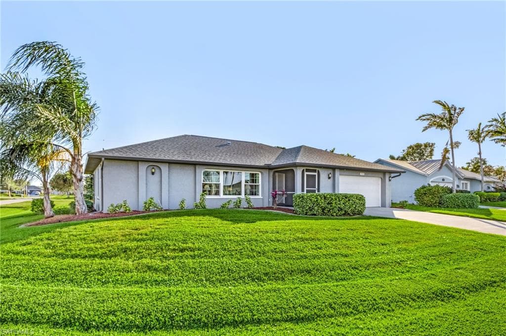 414 SE 6th ST CAPE CORAL, FL 33990