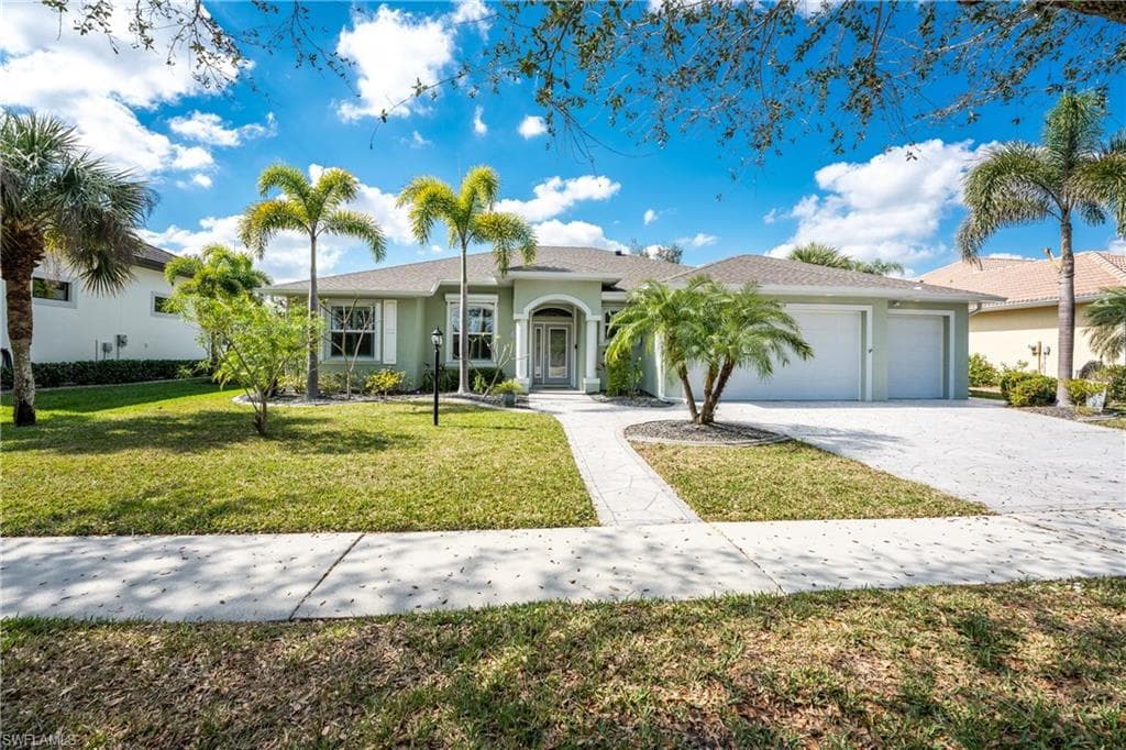 1069 Harbour Cape PL PUNTA GORDA, FL 33983