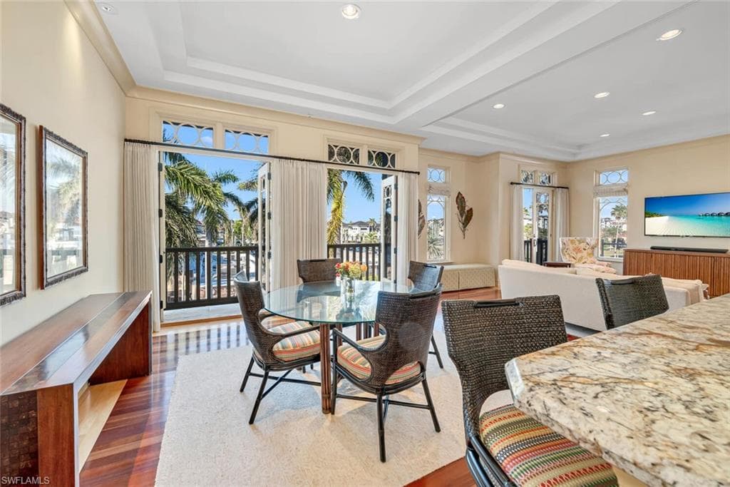 868 5th AVE S 3A NAPLES, FL 34102