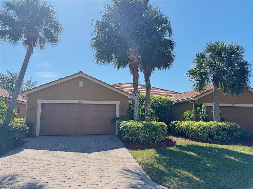 18261 Minorea LN LEHIGH ACRES, FL 33936