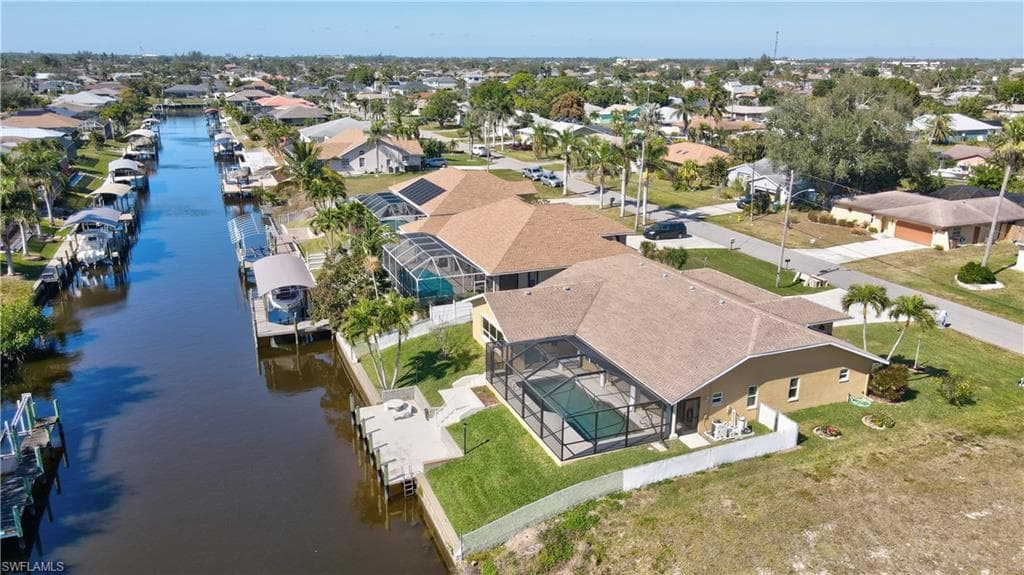 1212 SE 15th TER CAPE CORAL, FL 33990