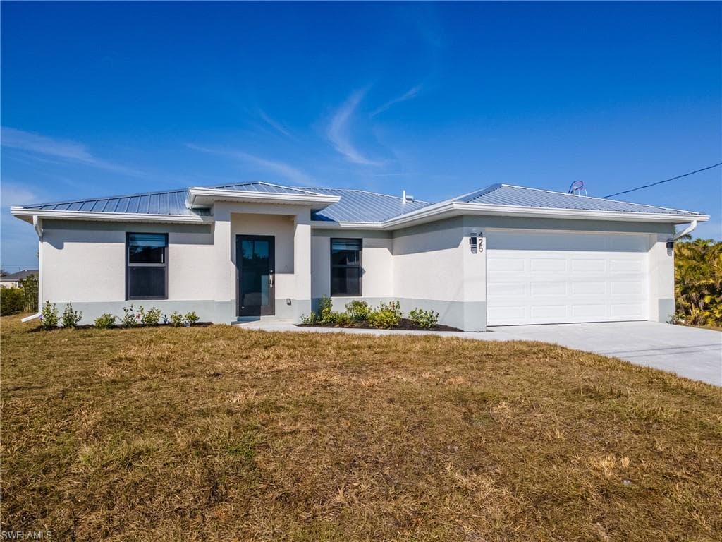 425 NW 14th ST CAPE CORAL, FL 33993