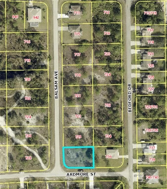 727 Balsam AVE E LEHIGH ACRES, FL 33974