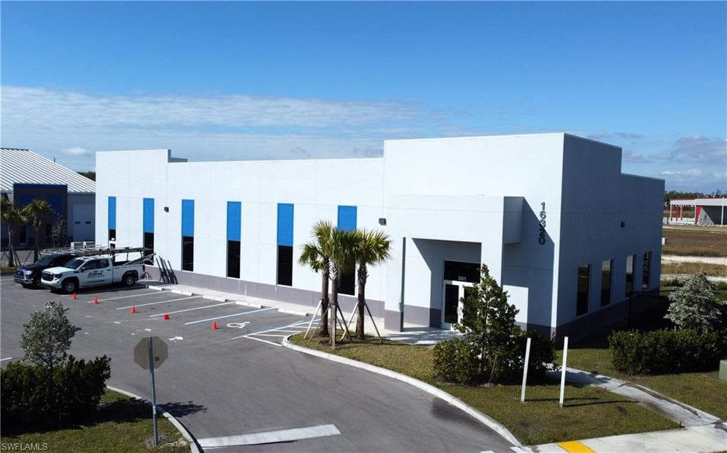 16320 Innovation LN 2 FORT MYERS, FL 33913