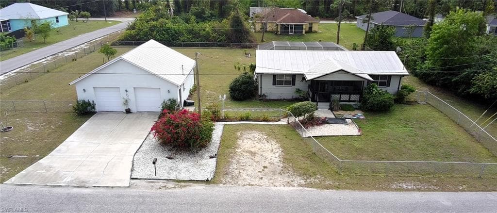 3711 1st ST SW LEHIGH ACRES, FL 33976
