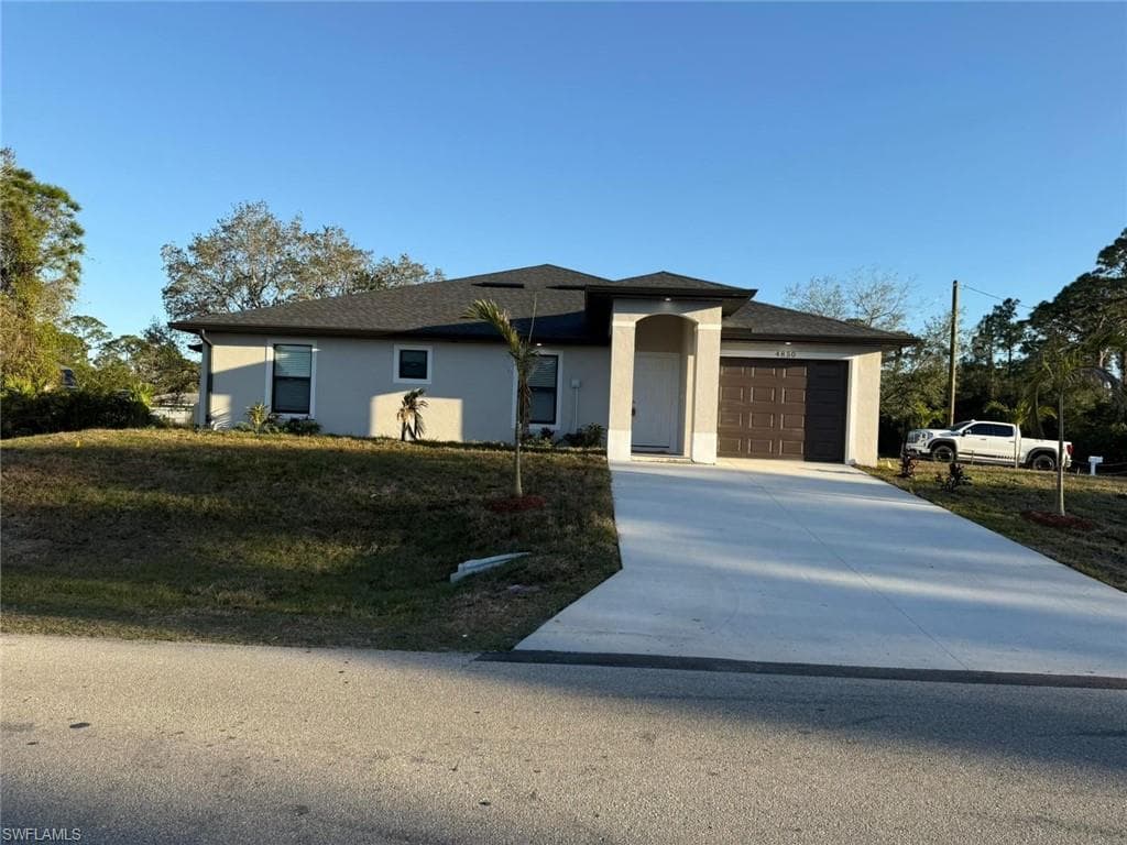 4848 SW 30th ST LEHIGH ACRES, FL 33993
