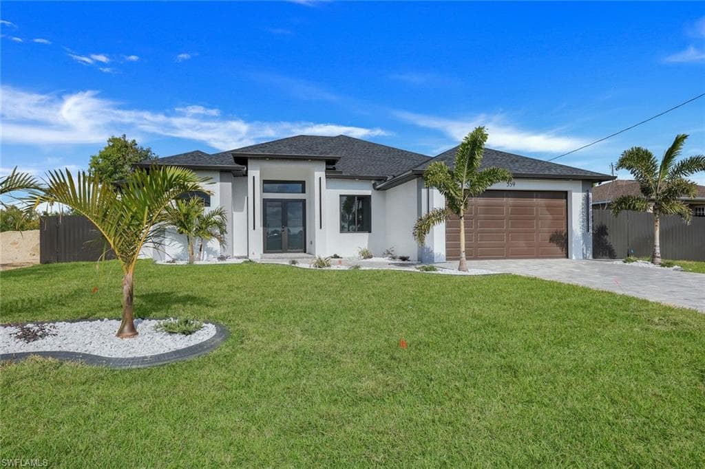 559 NE 4th TER CAPE CORAL, FL 33909