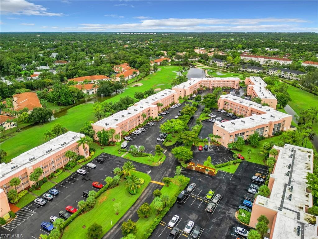 200 Turtle Lake CT 305 NAPLES, FL 34105