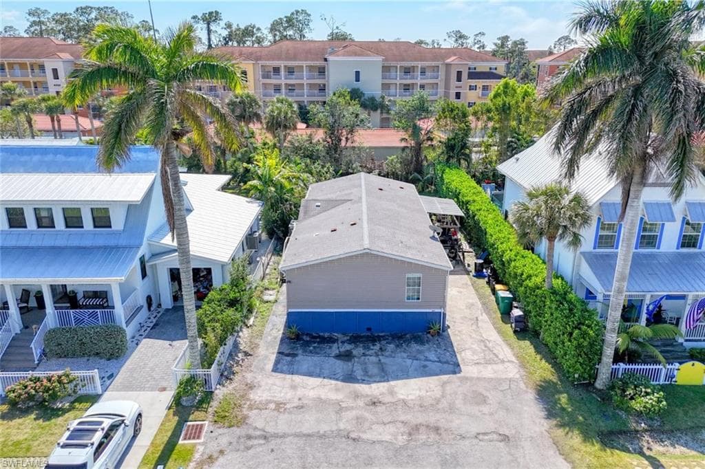 162 Jeepers DR NAPLES, FL 34112