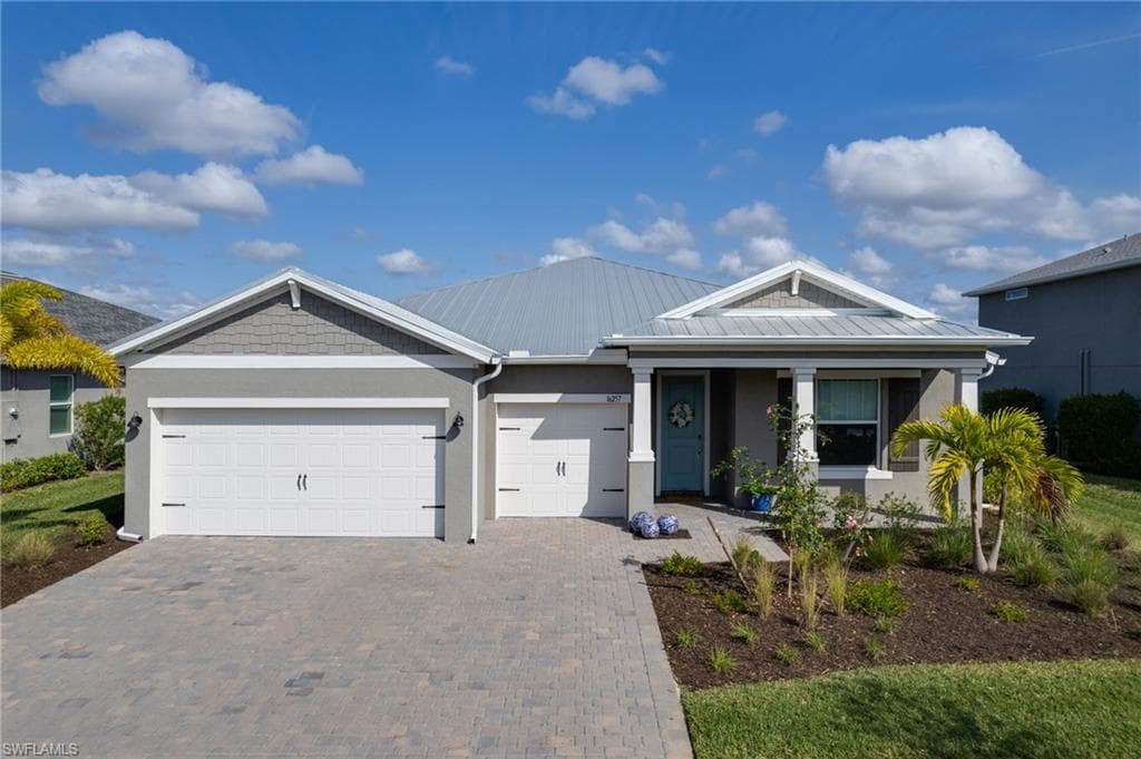 16257 Laurel Oak LN PUNTA GORDA, FL 33982