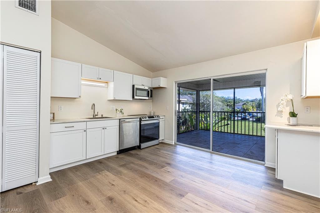 5434 16th PL SW D-3 GOLDEN GATE, FL 34116