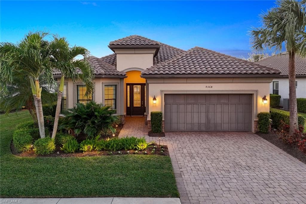9368 Terresina DR NAPLES, FL 34119