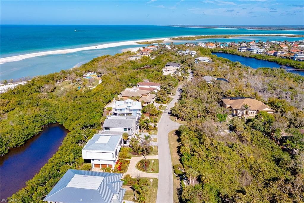 707 Waterside DR MARCO ISLAND, FL 34145