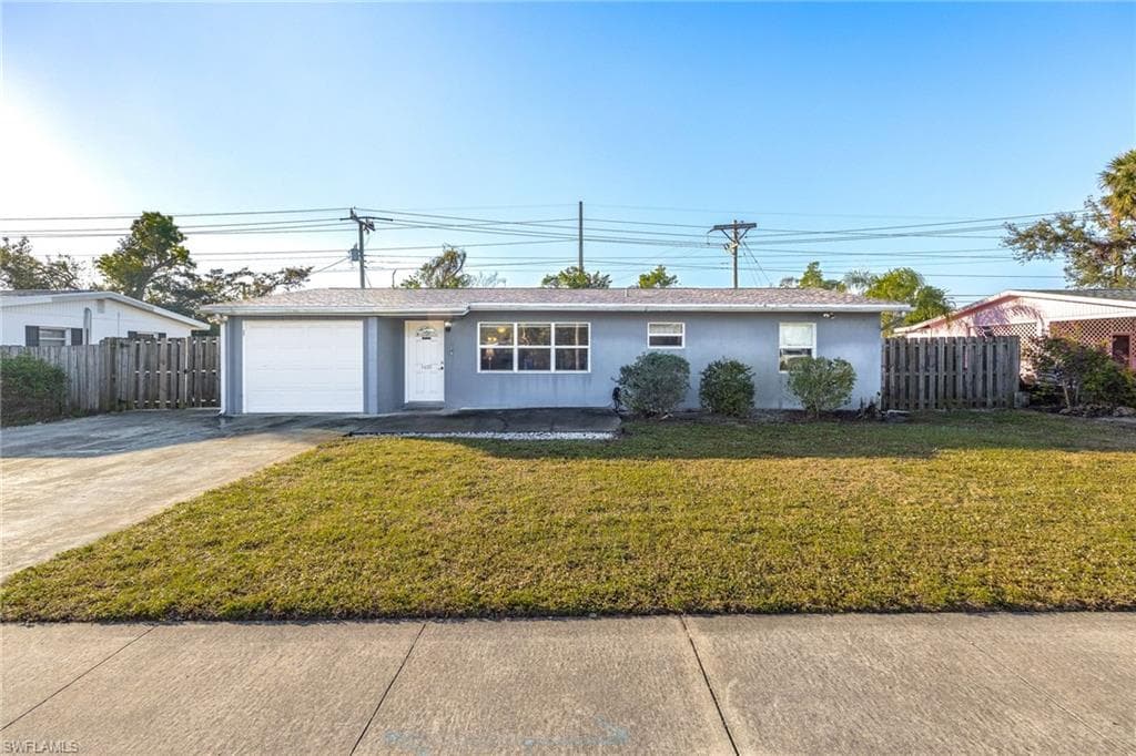 1650 Winkler AVE FORT MYERS, FL 33901